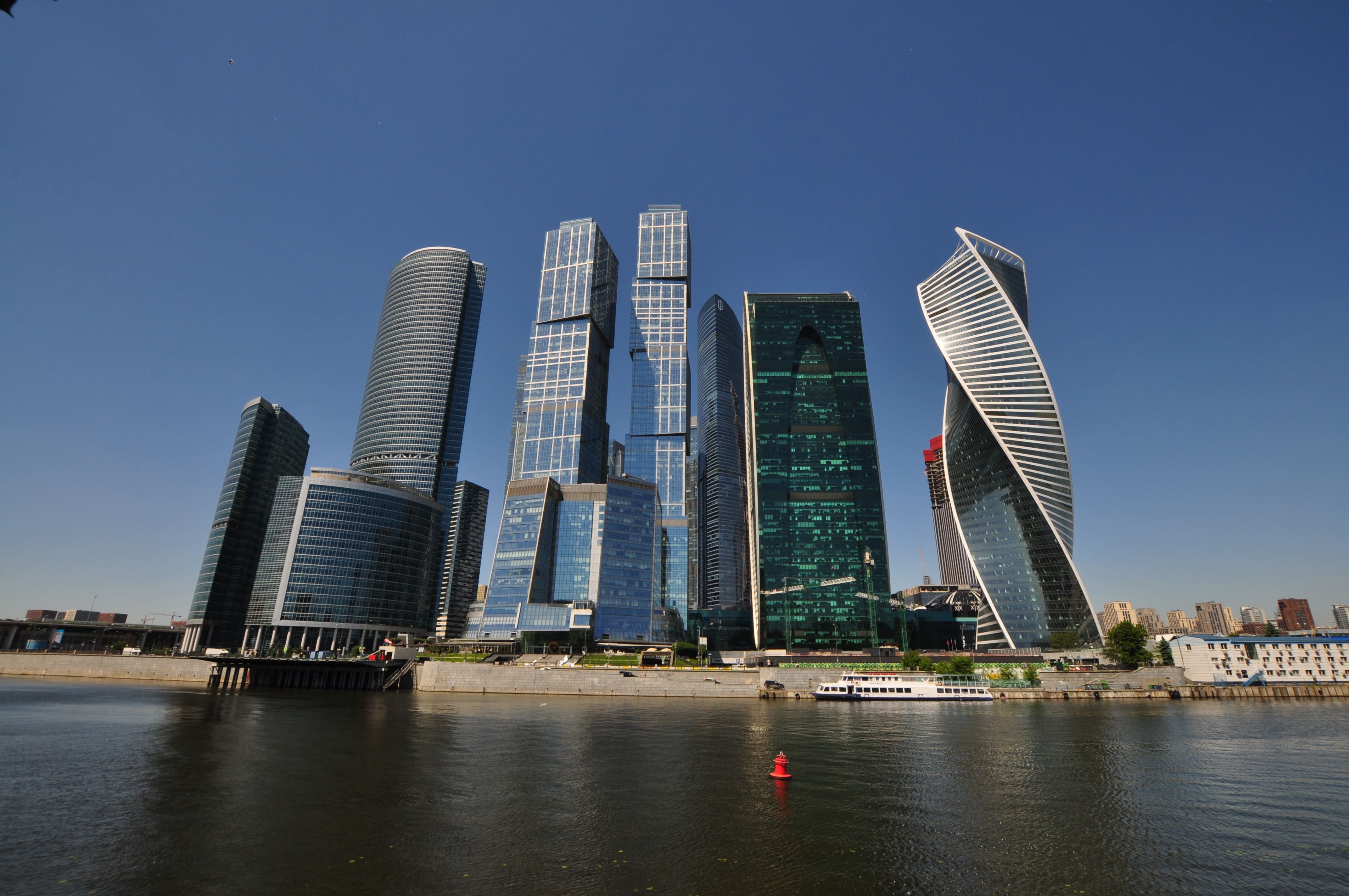 Вызвать клинера в Москва Сити